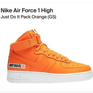 NIKE AIR FORCE 1 HIGH